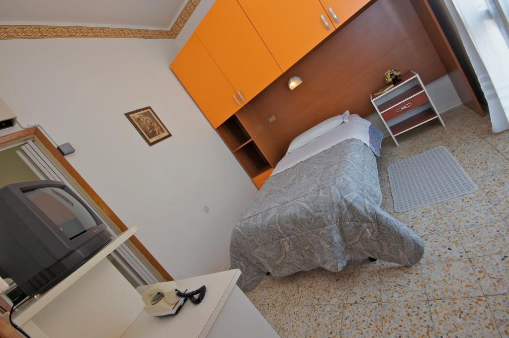 Hotel Victory Cesenatico Room photo