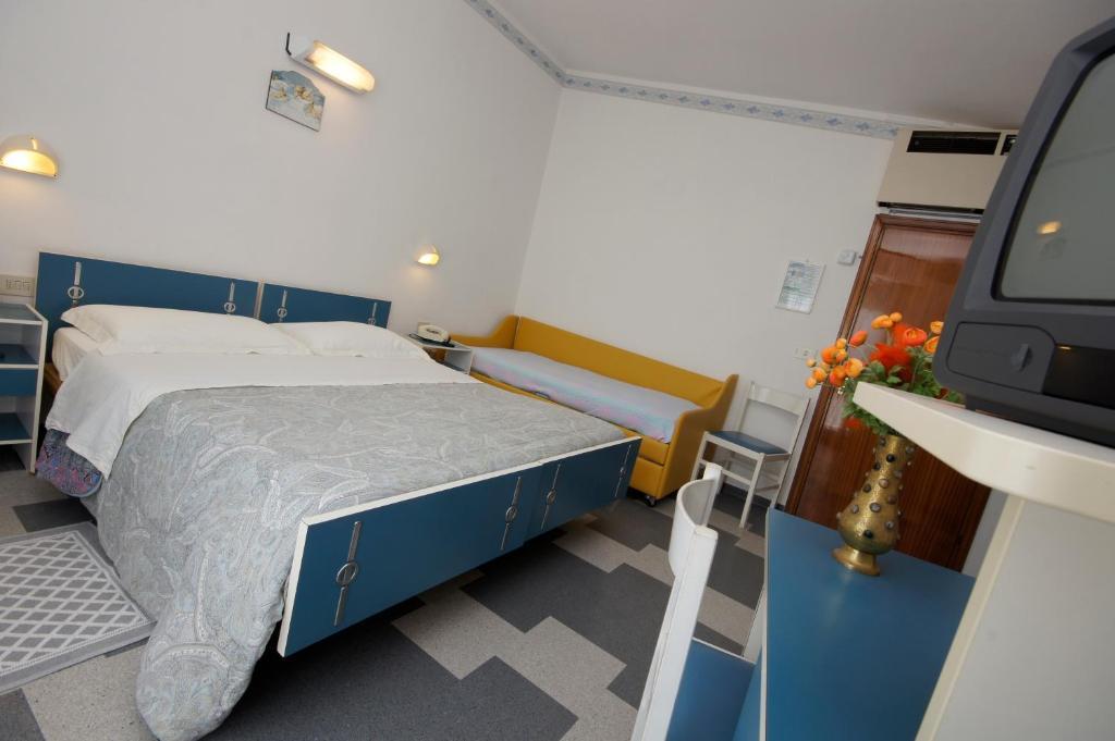 Hotel Victory Cesenatico Room photo
